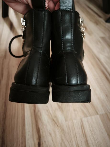 Prechodne topanky, 31