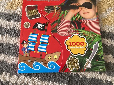 Pirátsky lodný denník so samolepkami,