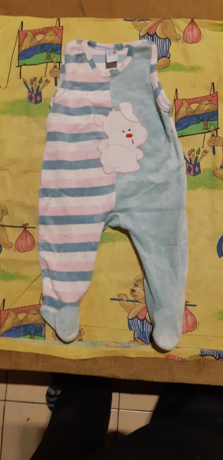 Dupacky 74/80, baby club,80