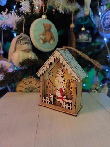 Krásna závesná svietiaca dekorácia, 