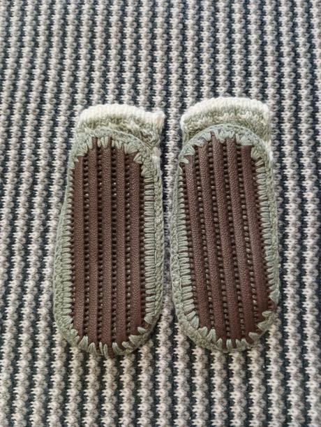 Štrikované papučky, 27