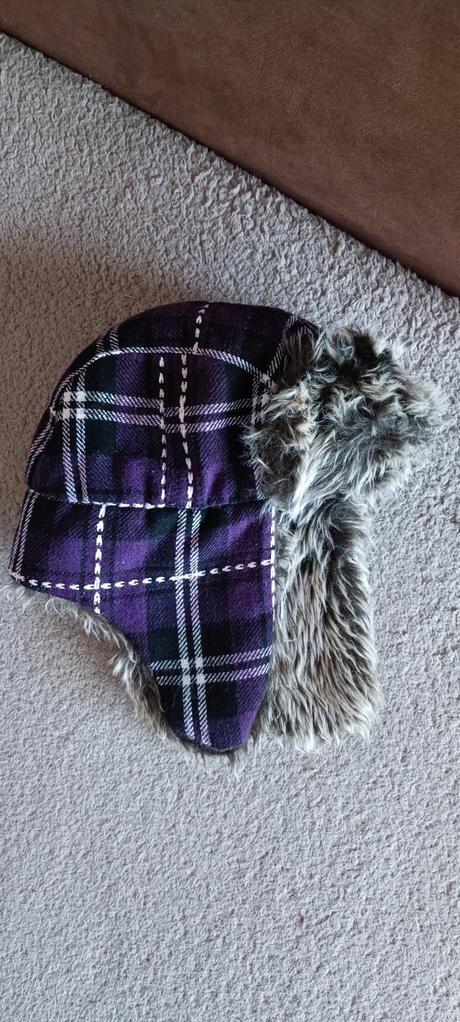 Čiapka s kožušinou / ušianka 5-8r, takko,122