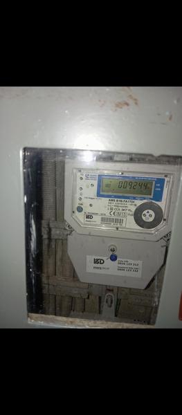 Hrozí vám nedoplatok za elektrinu pri sťahovaní?