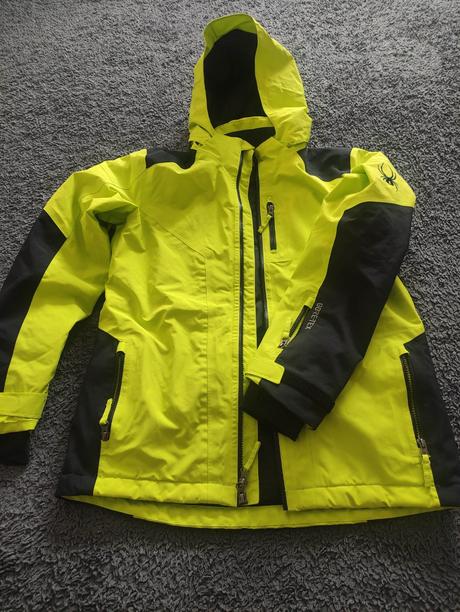 Spyder lyžiarska bunda, 176