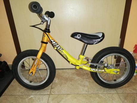 Cykloodrazadlo galaxy kosmik,