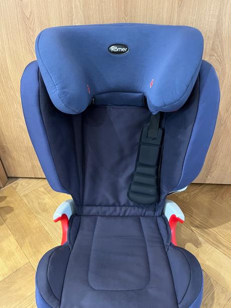 Autosedačka, römer