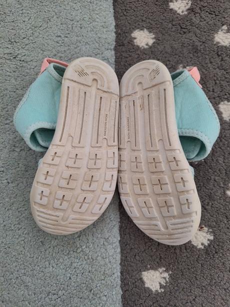 Sandalky 26, new balance,26