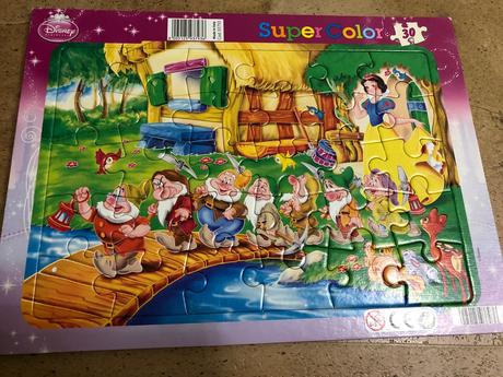 Puzzle rozne motivy, 