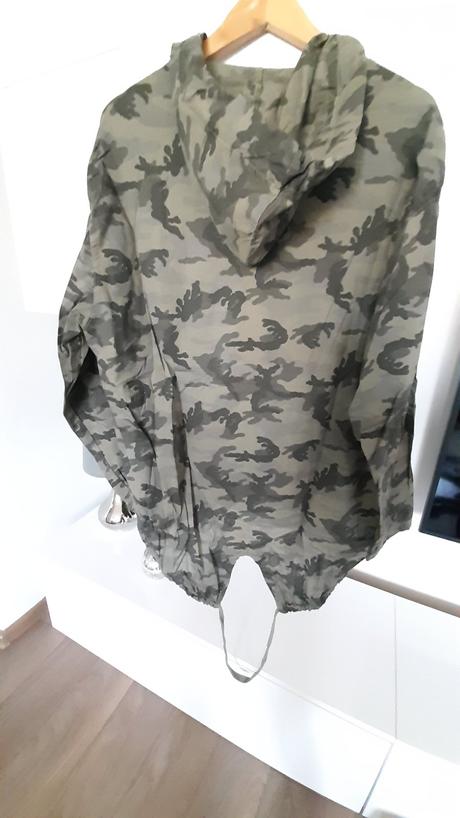 Damska tenka vetrovka, m