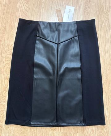 Čierna sukňa s koženkou xl, xl