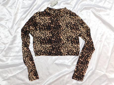 Trendy crop rolak, atmosphere,38