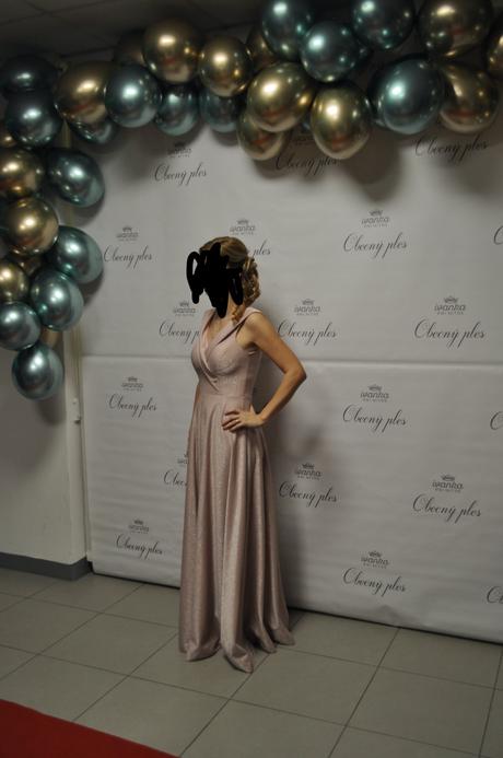 Spoločenské šaty, 38