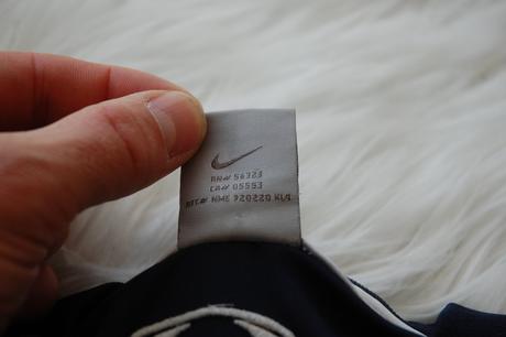 Vintage nike tn / total 90 swoosh shield y2k dre, nike,m