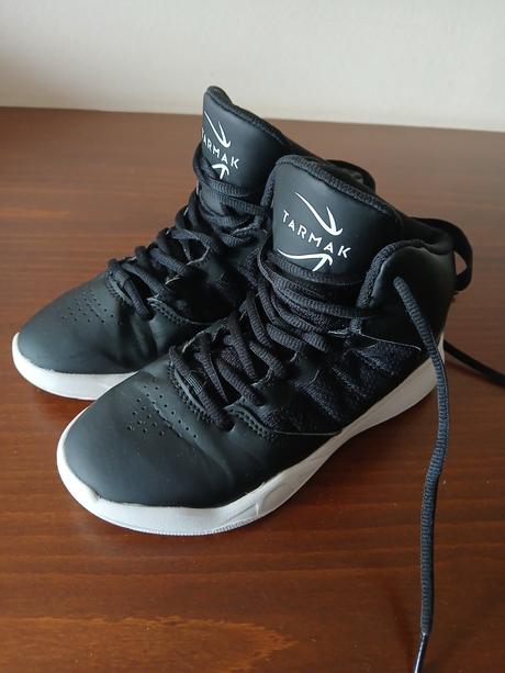 Obuv na basketbal tarmak, 34