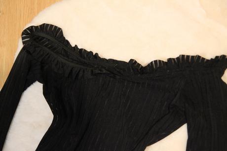 Čierny pásikavý body top, xs