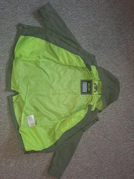 Prechodná bunda, 128