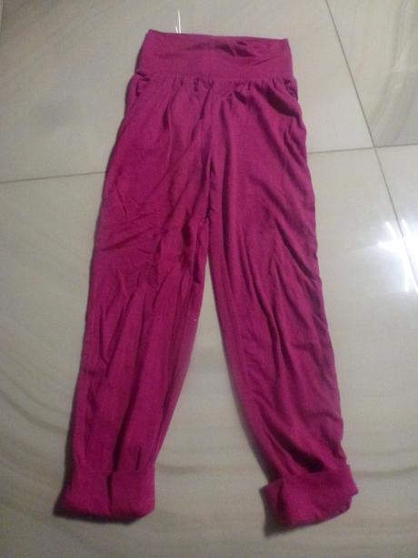 Ležérne tepláky, lupilu,110