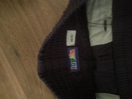 Šortky 2ks, lupilu,86