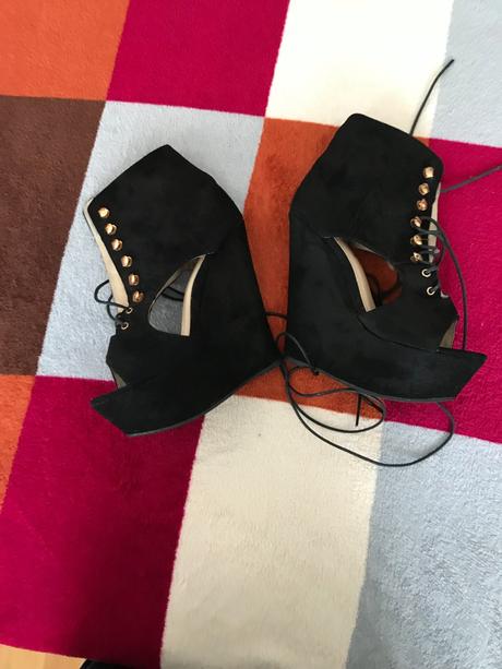 Topanky na platforme, výška opatku 15 cm, 39