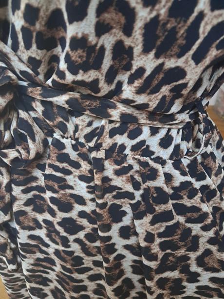 Ľahké šaty leopardí vzor veľkosť l, l