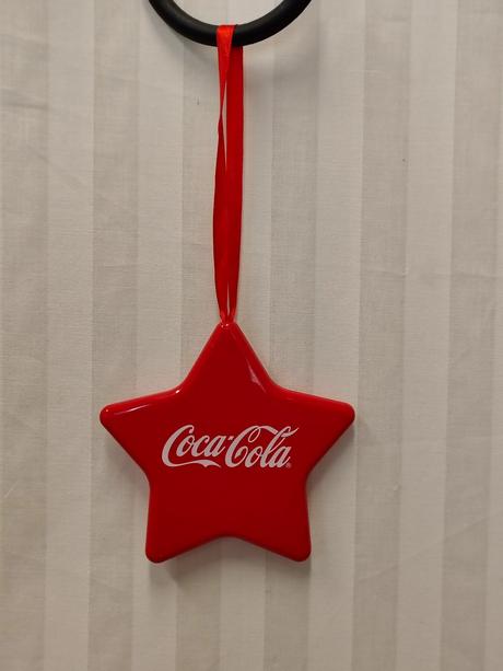Retro vianočná ozdoba hviezda s vločkou coca-cola, 