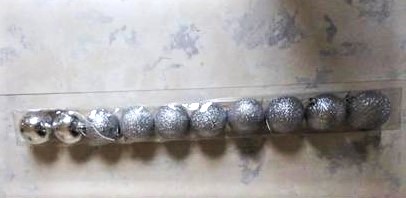 Strieborné lesklé gule 10 ks,