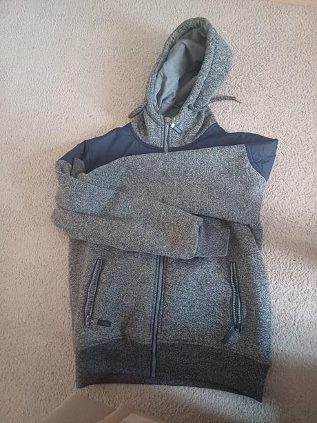 Prechodná bunda, 146