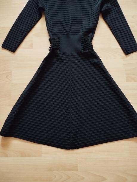 Čierne šaty, guess,34