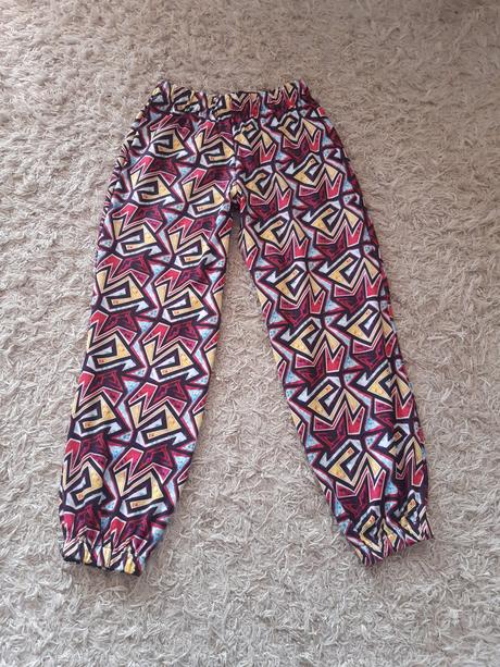 Ľahké letné nohavice, 158