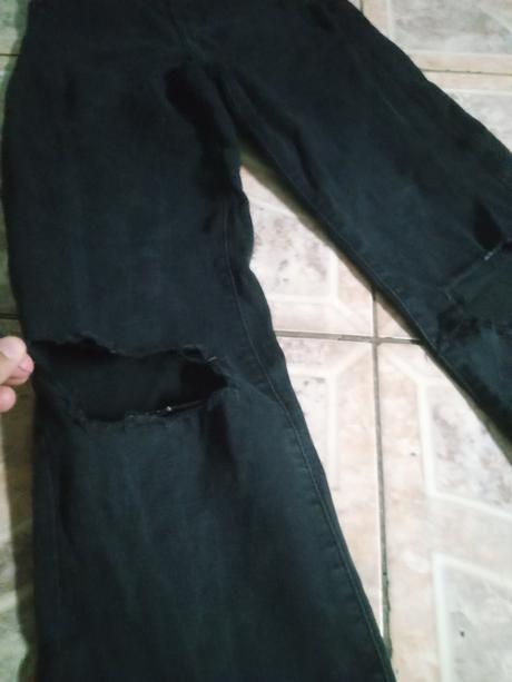 Čierne moderné rifle, xs