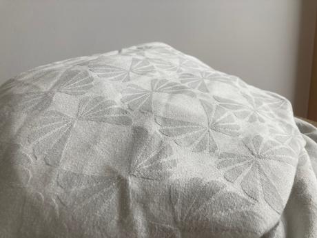 Satka na nosenie omnifera, omnifera