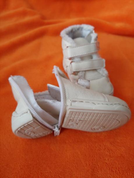 Celokoženné zateplené topánky na prvé krôčky, 20