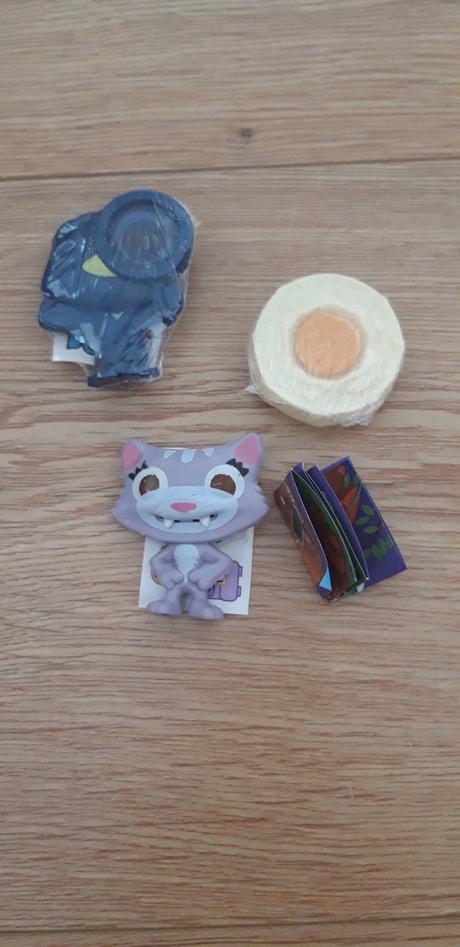 Figúrky z vajíčok, jogurtov a lízatiek, 