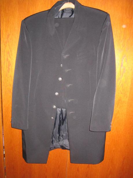 1569. elegantný oblek s dlhším sakom, 48