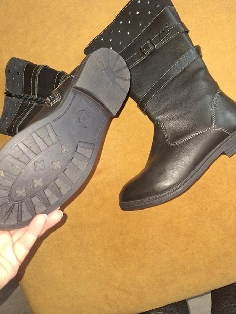 Čižmy 36, baťa,36