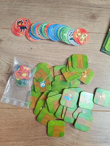 Spolocenska hra pokemon labyrint,