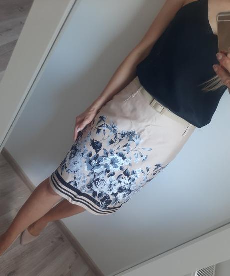 Kvalitná sukňa, 42