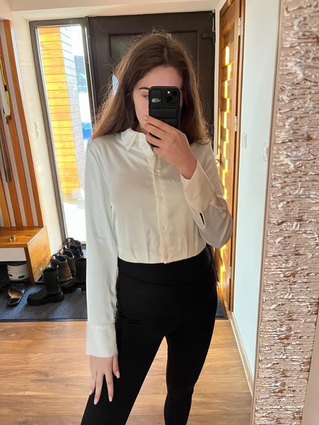 Biela blúzka, stradivarius,s