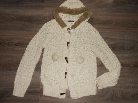 Atmosphere hrubší svetrik s kožušinovou kapucnou m, atmosphere,m