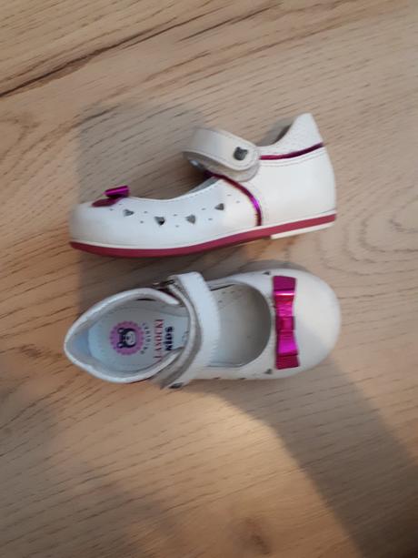 Poltopánky, lasocki,22