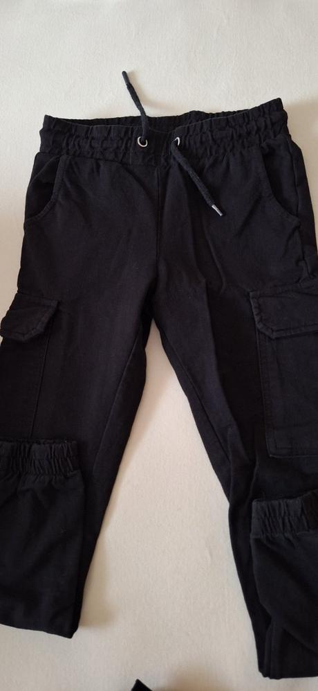 Teplaky s vreckami, 134