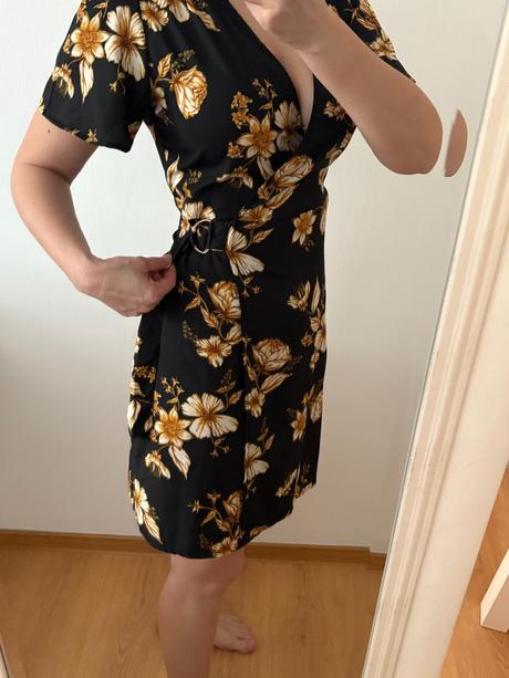 Kvetované, zavinovacie šaty, terranova,xs