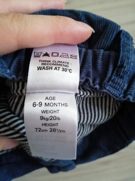 Tmavomodré menčestráky marks&spencer č. 6-9 mes., marks & spencer,74