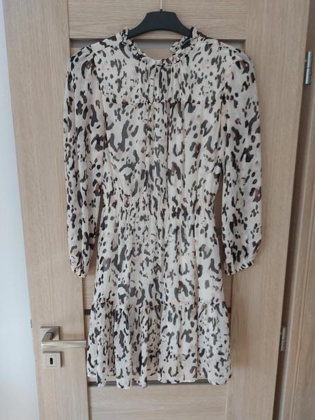 Saty reserved 34, reserved,34