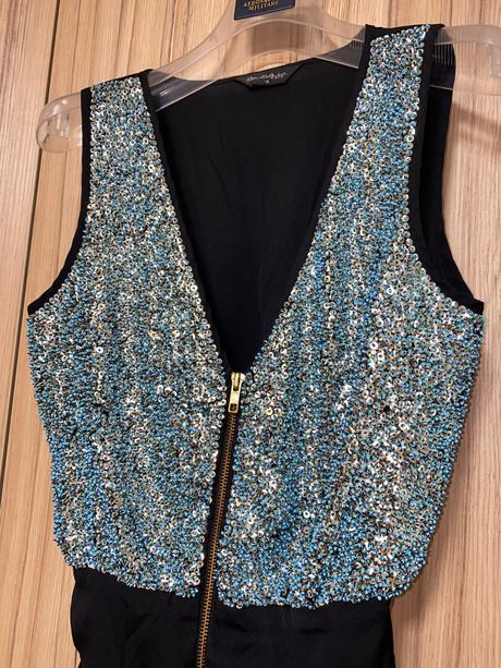 Trblietavý overal, miss selfridge,s