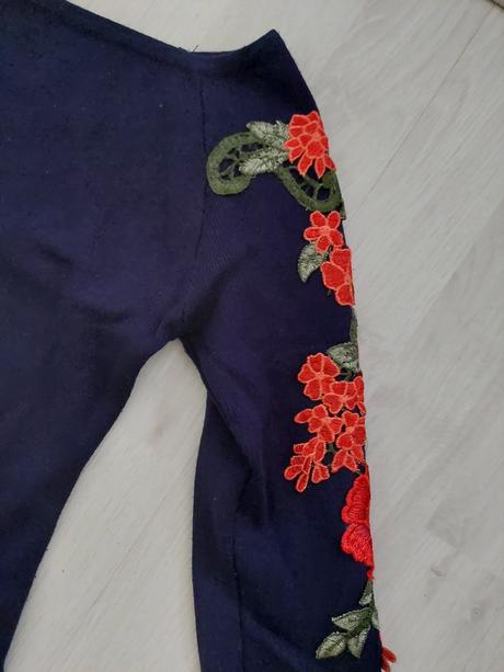 Svetríkové šaty uni, s