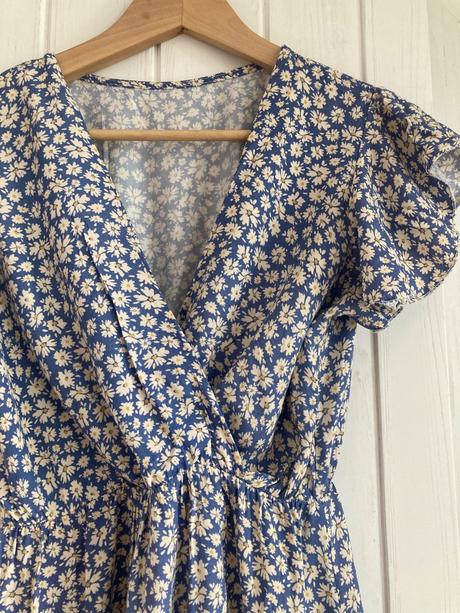 Krásne letné ľahučké šaty s, s