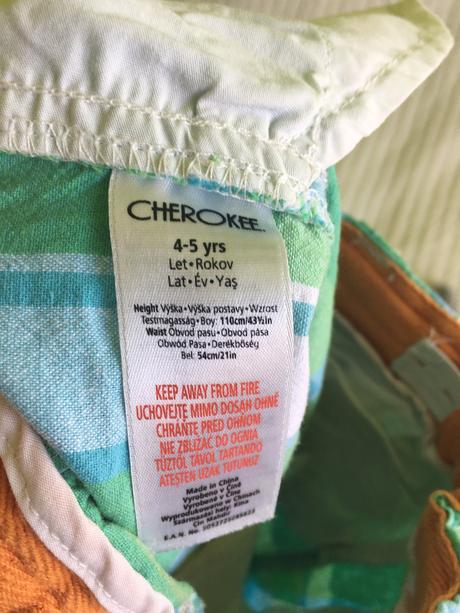 Kratke nohavice sortky, cherokee,110