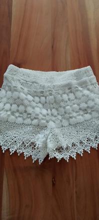 Šortky čipkované, xs