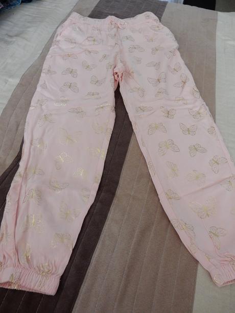 Tenké nohavice s motýlikmi, h&m,116